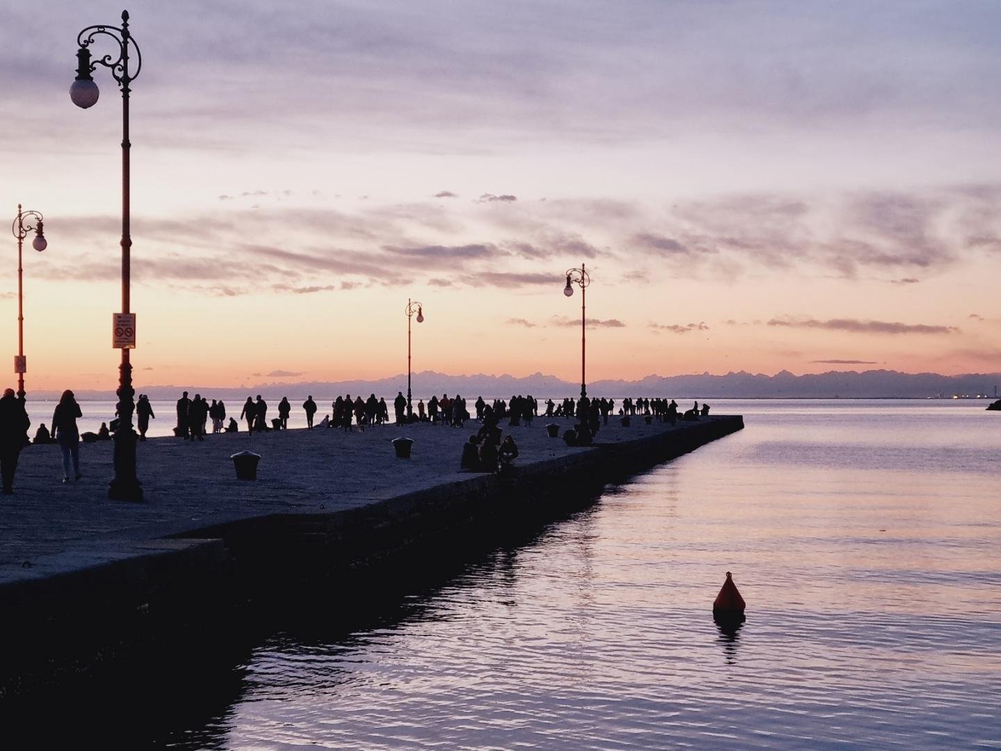 ⚓ 아우다체 부두 (몰로 아우다체)